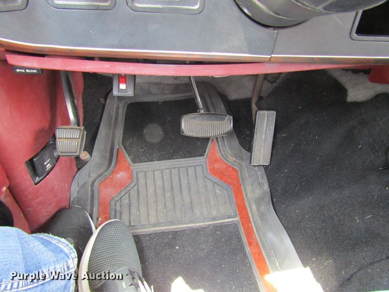 image for item FD9436 1987 Ford Bronco  SUV