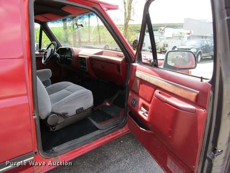 image for item FD9436 1987 Ford Bronco  SUV