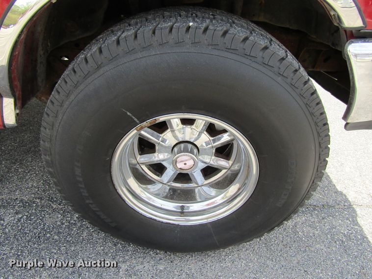 image for item FD9436 1987 Ford Bronco  SUV