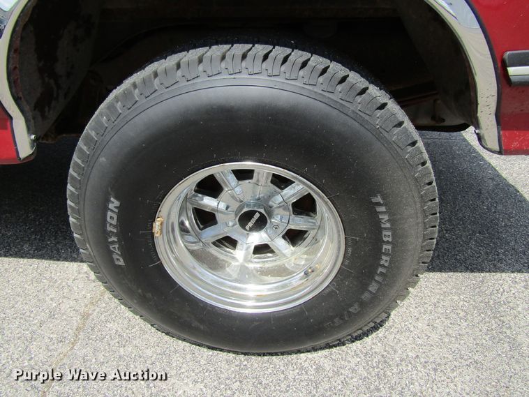 image for item FD9436 1987 Ford Bronco  SUV