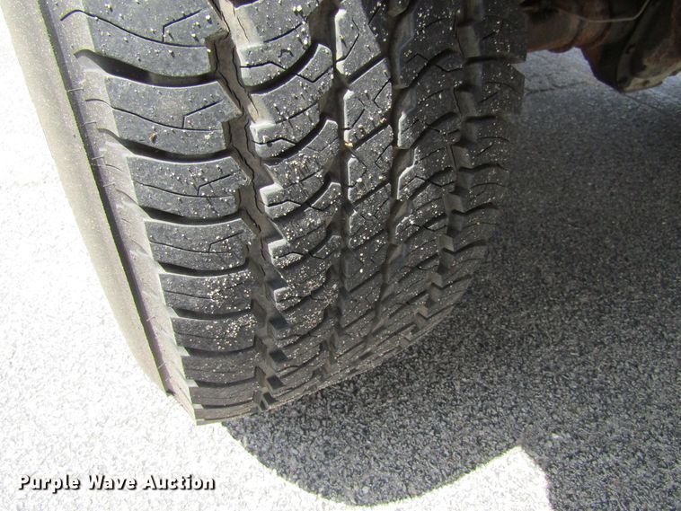 image for item FD9436 1987 Ford Bronco  SUV