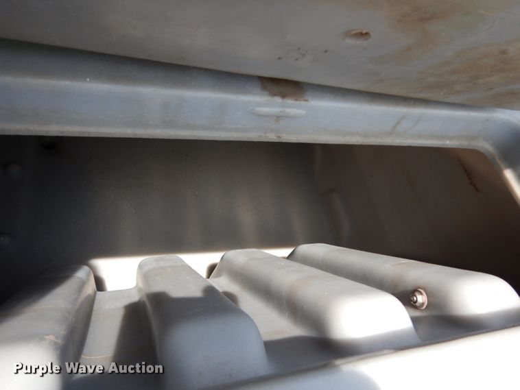 image for item FU9867 Advance 280HD floor scrubber