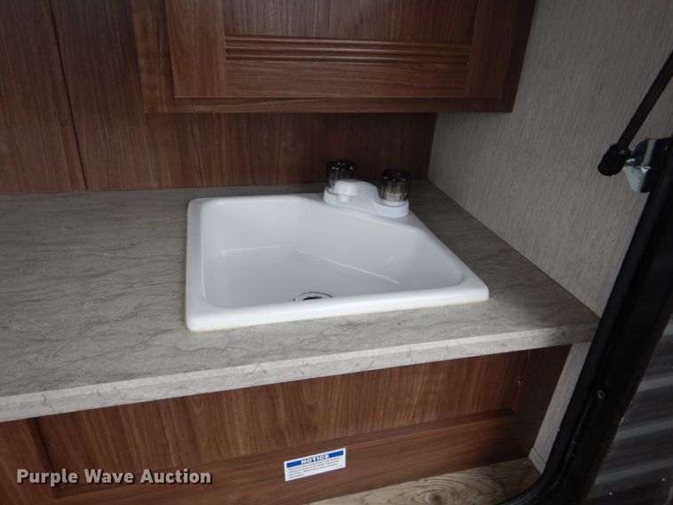 image for item FX9166 2018 Heartland Prowler  camper