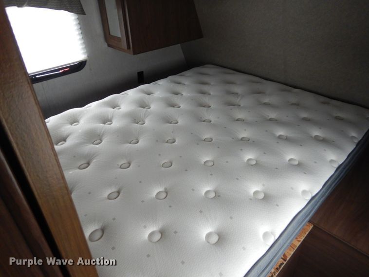 image for item FX9166 2018 Heartland Prowler  camper