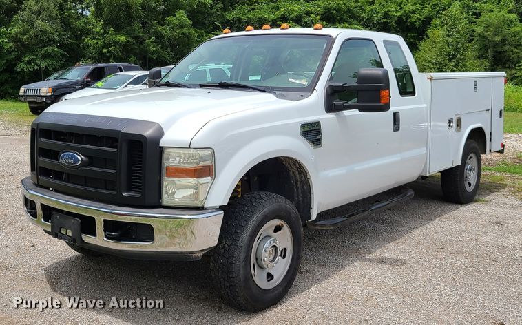 image for item FX9538 2008 Ford F250 Super Duty  SuperCab utility bed pickup truck