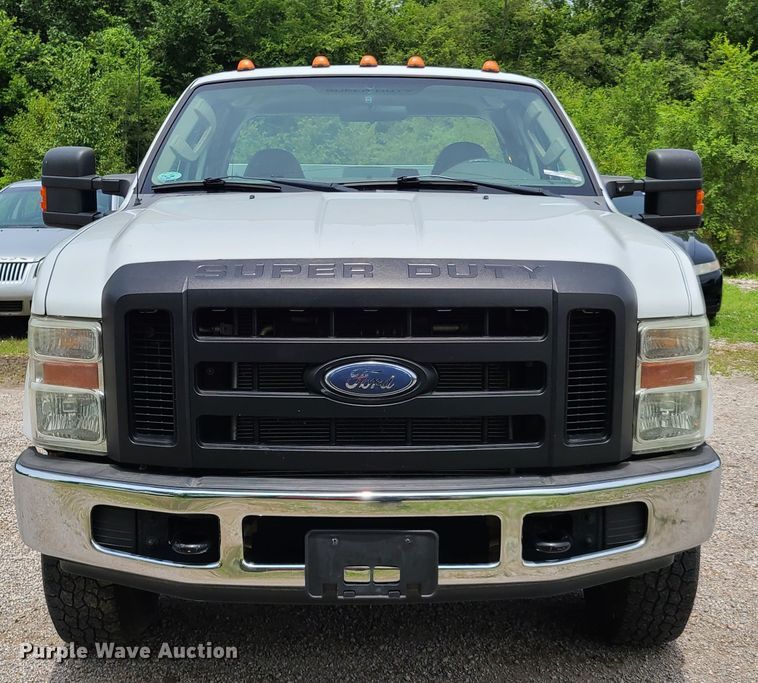 image for item FX9538 2008 Ford F250 Super Duty  SuperCab utility bed pickup truck