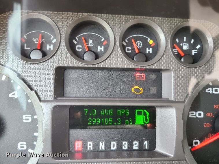 image for item FX9538 2008 Ford F250 Super Duty  SuperCab utility bed pickup truck