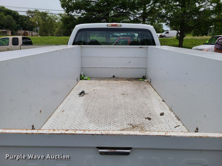 image for item FX9538 2008 Ford F250 Super Duty  SuperCab utility bed pickup truck