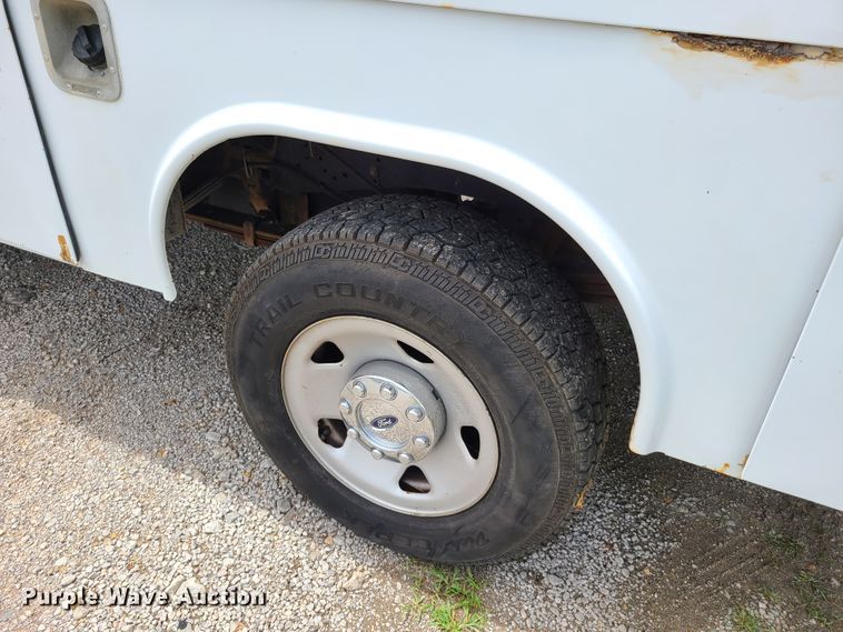 image for item FX9538 2008 Ford F250 Super Duty  SuperCab utility bed pickup truck