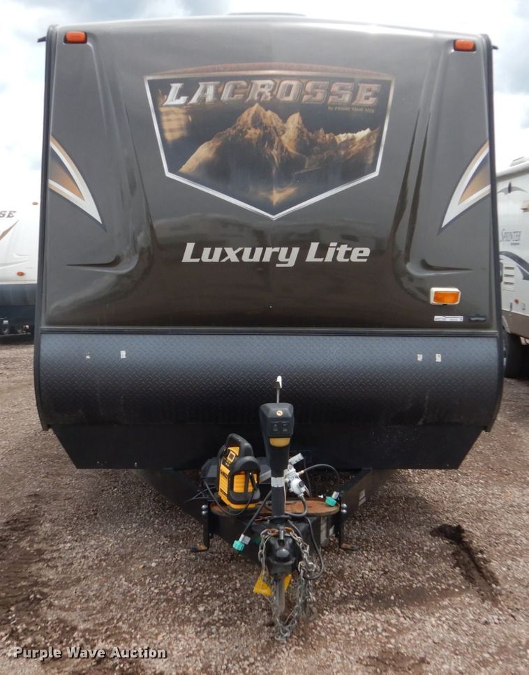 image for item GA9104 2015 Lacrosse Luxury Lite camper