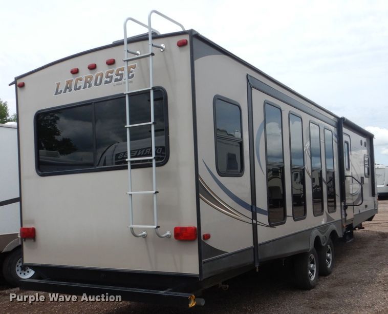 image for item GA9104 2015 Lacrosse Luxury Lite camper