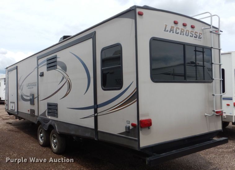 image for item GA9104 2015 Lacrosse Luxury Lite camper