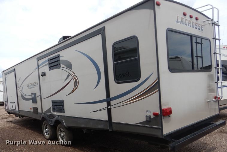 image for item GA9104 2015 Lacrosse Luxury Lite camper