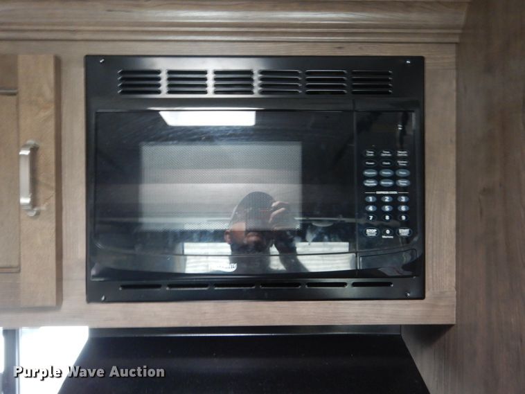 image for item GA9105 2019 Keystone Passport  camper