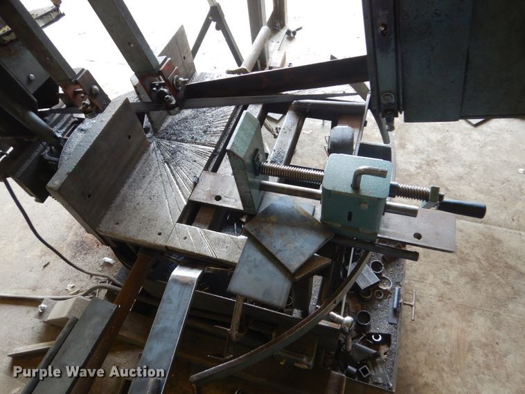 image for item GA9110 Ellis 2000 metal miter bandsaw