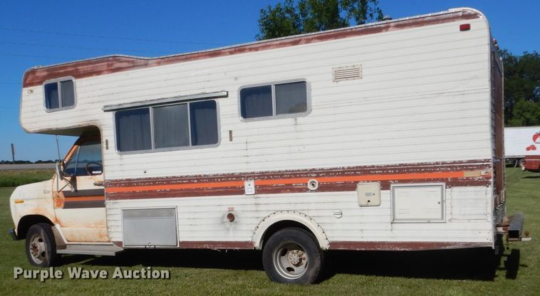 image for item GA9113 1977 Ford E350  RV
