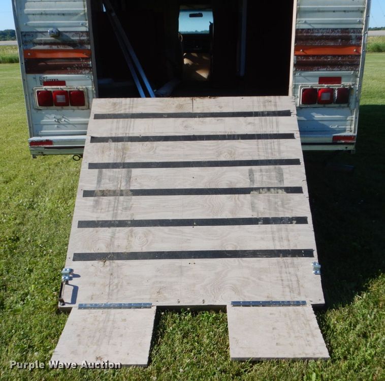 image for item GA9113 1977 Ford E350  RV