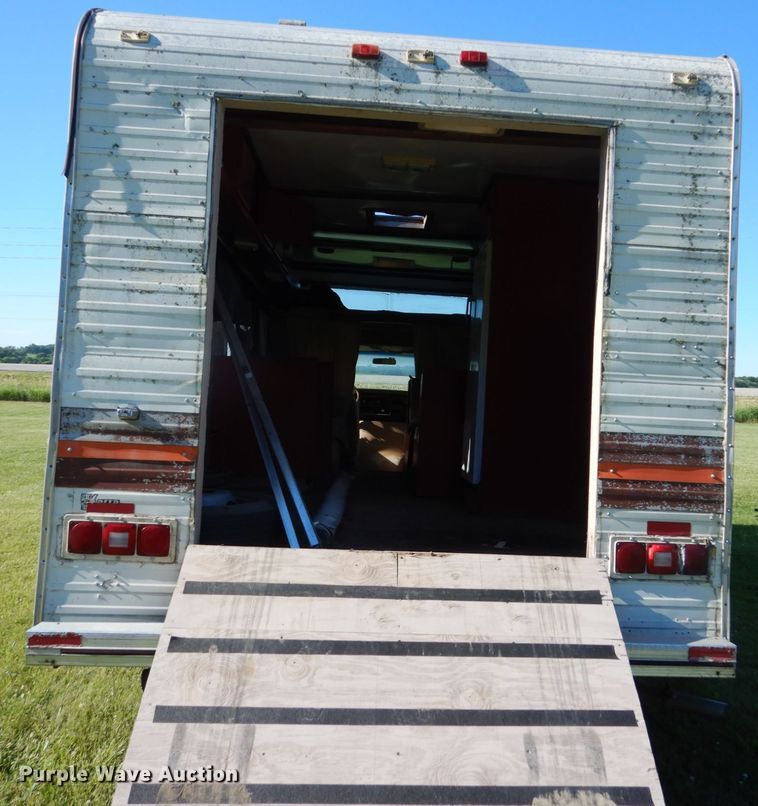 image for item GA9113 1977 Ford E350  RV