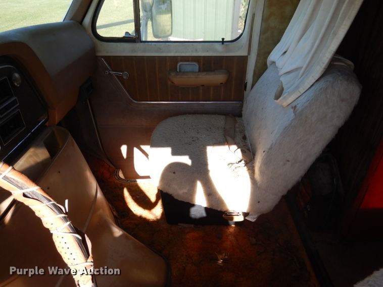 image for item GA9113 1977 Ford E350  RV