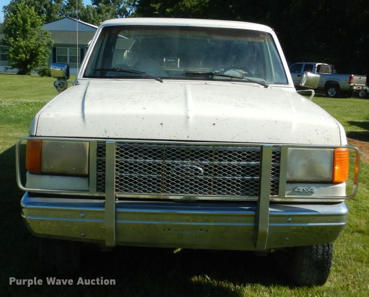 image for item GA9116 1988 Ford F250  pickup truck