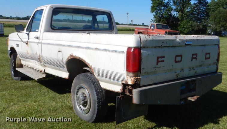 image for item GA9116 1988 Ford F250  pickup truck