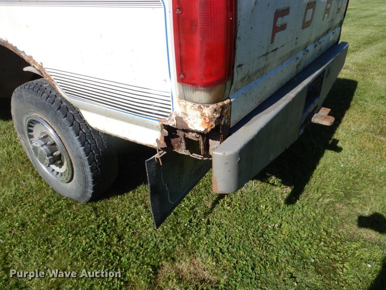 image for item GA9116 1988 Ford F250  pickup truck