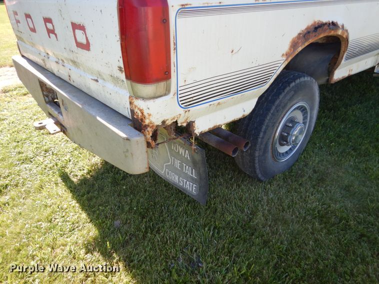 image for item GA9116 1988 Ford F250  pickup truck