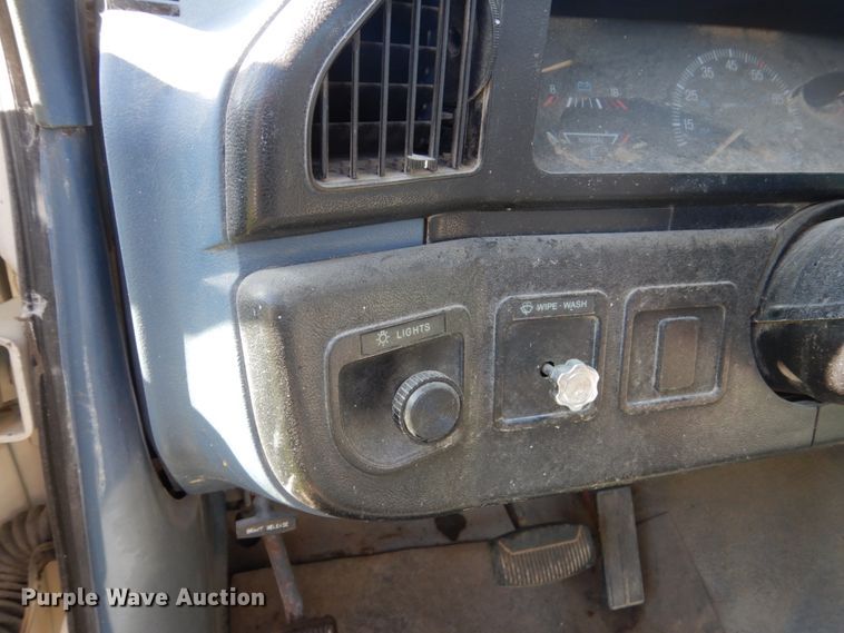 image for item GA9116 1988 Ford F250  pickup truck