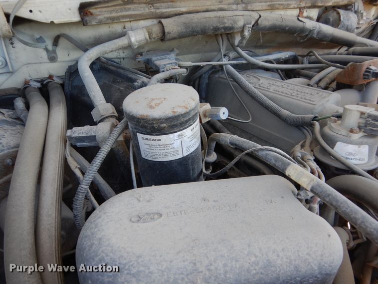 image for item GA9116 1988 Ford F250  pickup truck