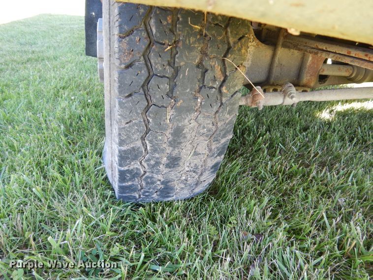 image for item GA9116 1988 Ford F250  pickup truck