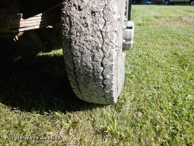 image for item GA9116 1988 Ford F250  pickup truck