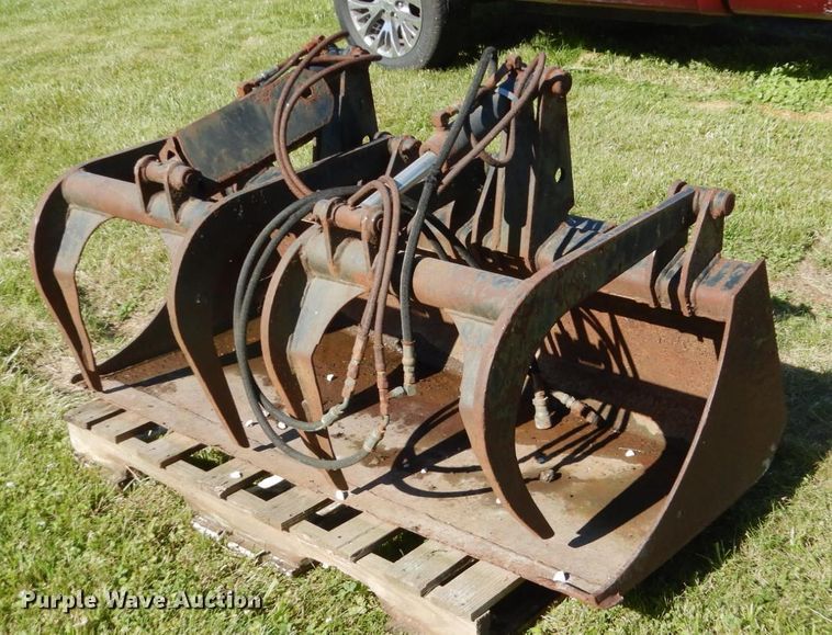 image for item GA9118 Thomas 9108U1142 skid steer grapple bucket