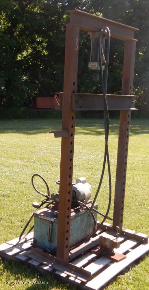 image for item GA9120 Hydraulic press