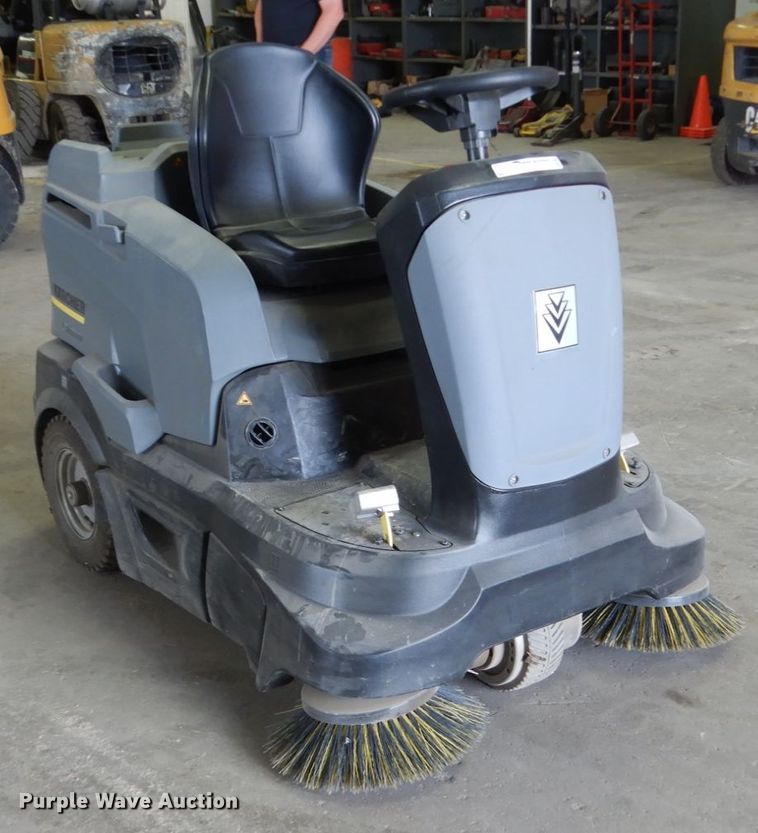 image for item GA9121 Karcher KM90/60BPADV sweeper