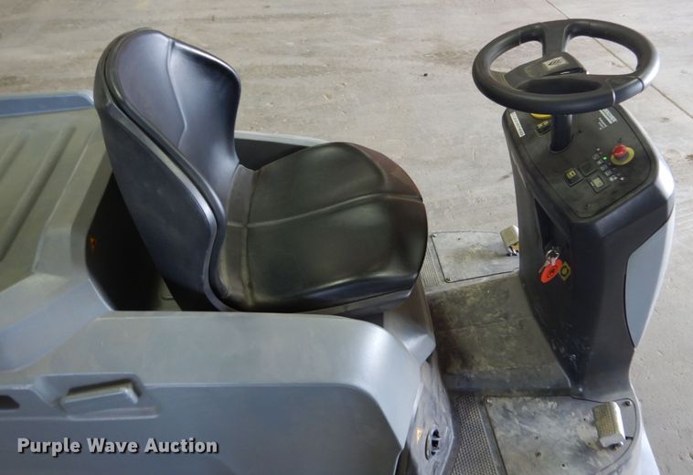 image for item GA9121 Karcher KM90/60BPADV sweeper