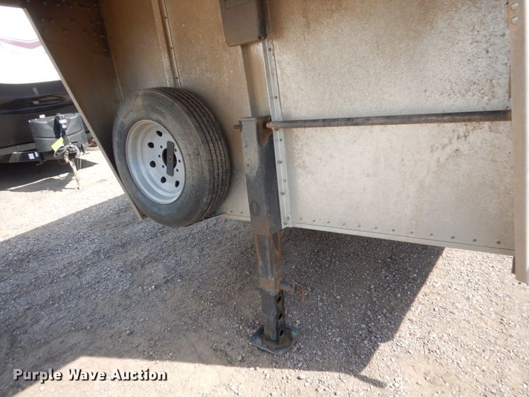 image for item GA9126 2019 Wilson PSGN-5730T livestock trailer