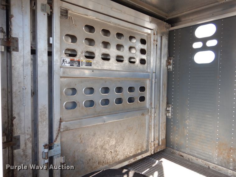 image for item GA9126 2019 Wilson PSGN-5730T livestock trailer