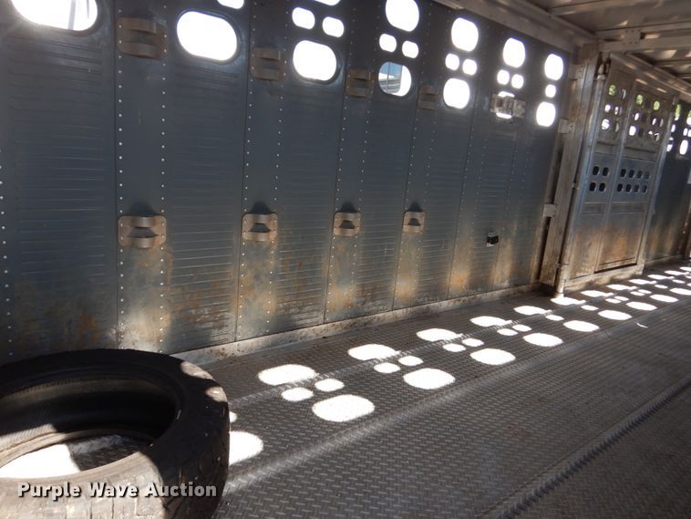 image for item GA9126 2019 Wilson PSGN-5730T livestock trailer