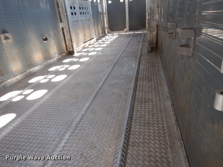 image for item GA9126 2019 Wilson PSGN-5730T livestock trailer