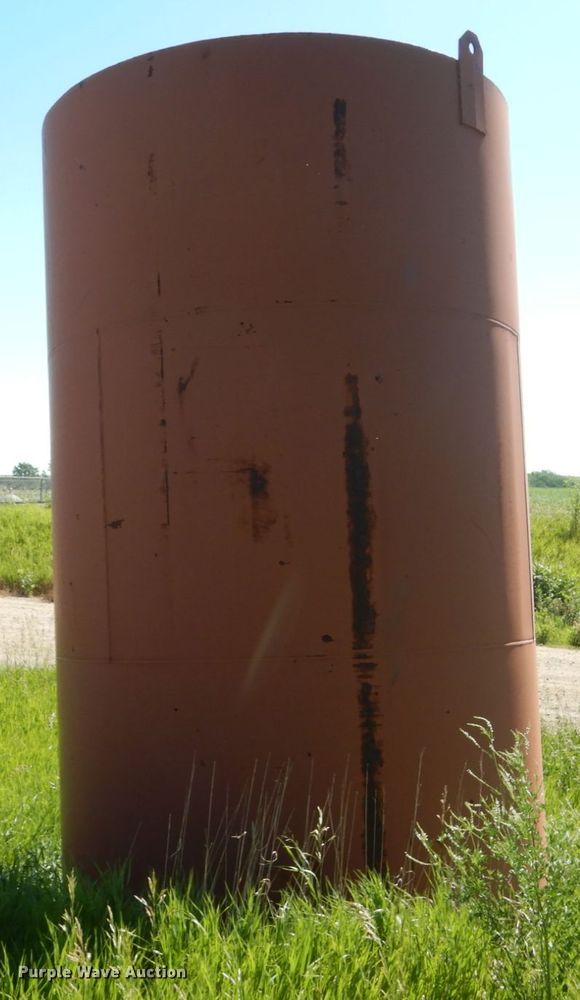 image for item GA9132 13'10"L steel tank