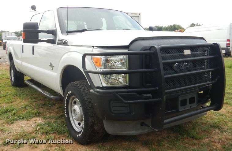 image for item GF9243 2012 Ford F250 Super Duty  Crew Cab pickup truck