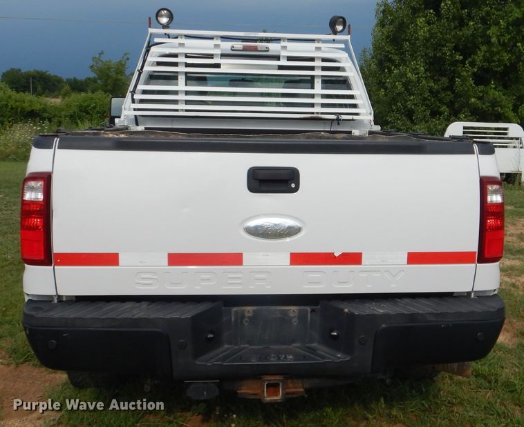 image for item GF9243 2012 Ford F250 Super Duty  Crew Cab pickup truck