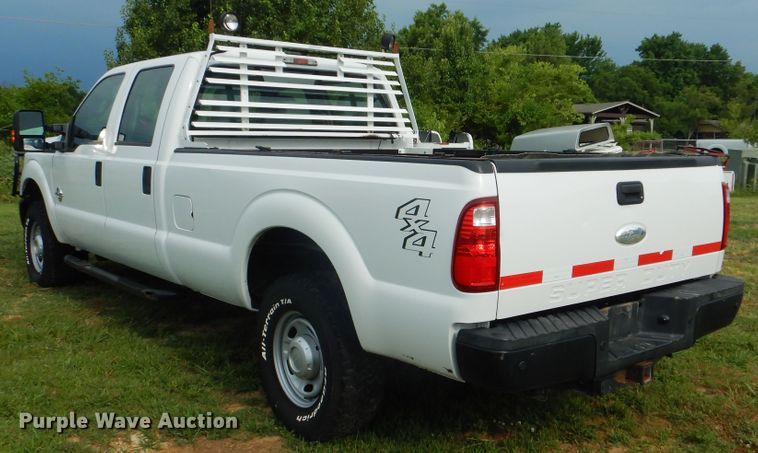 image for item GF9243 2012 Ford F250 Super Duty  Crew Cab pickup truck