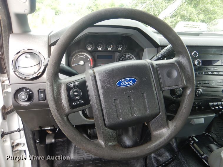 image for item GF9243 2012 Ford F250 Super Duty  Crew Cab pickup truck