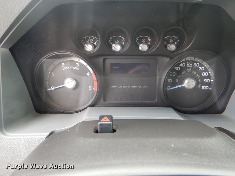 image for item GF9243 2012 Ford F250 Super Duty  Crew Cab pickup truck