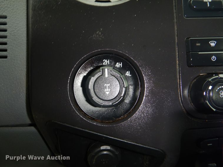 image for item GF9243 2012 Ford F250 Super Duty  Crew Cab pickup truck