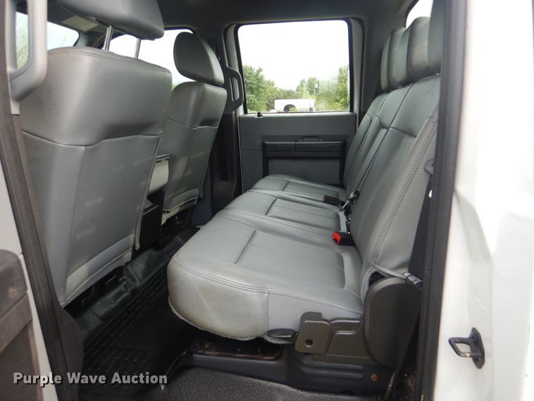 image for item GF9243 2012 Ford F250 Super Duty  Crew Cab pickup truck