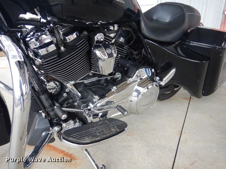 image for item GF9245 2017 Harley Davidson Street Glide motorcycle