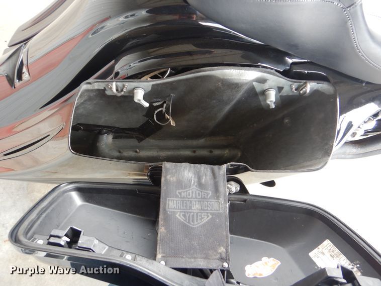 image for item GF9245 2017 Harley Davidson Street Glide motorcycle