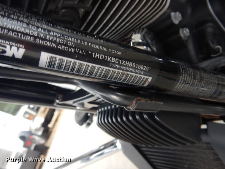 image for item GF9245 2017 Harley Davidson Street Glide motorcycle